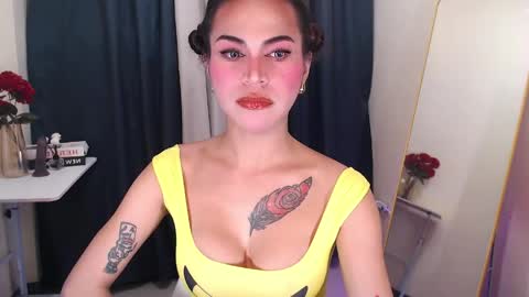 Snapshot of transgoddessselena chatting on 05-30-26, 08:44 Selena the real cummer online show from 05-30-26, 08:44