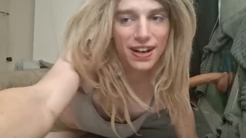 transhottie02 online show from 07-18-26, 11:25