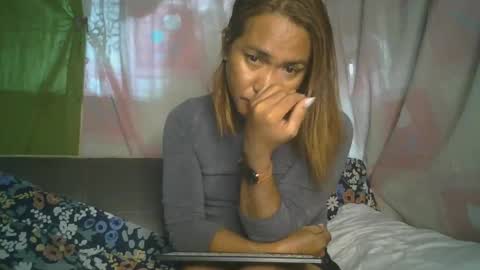 Snapshot of transhottie28 chatting on 02-14-25, 10:25 transhottie28 online show from 02-14-25, 10:25