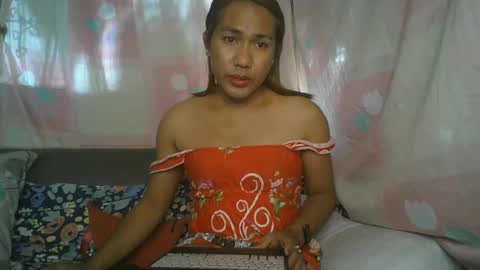 Snapshot of transhottie28 chatting on 02-23-25, 01:13 transhottie28 online show from 02-23-25, 01:13