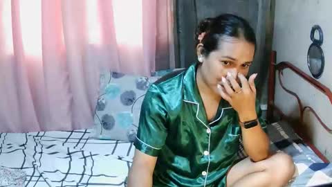 Snapshot of transhottie28 chatting on 09-09-25, 01:27 transhottie28 online show from 09-09-25, 01:27