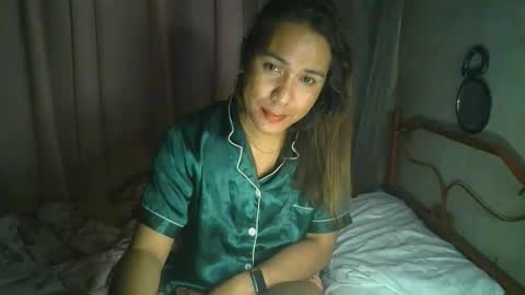 Snapshot of transhottie28 chatting on 09-12-25, 08:09 transhottie28 online show from 09-12-25, 08:09