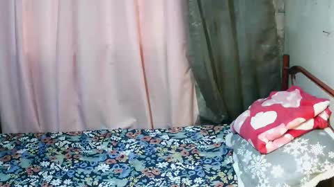 Snapshot of transhottie28 chatting on 11-03-25, 01:29 transhottie28 online show from 11-03-25, 01:29