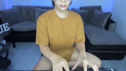 Sue online show from 02-16-25, 03:47