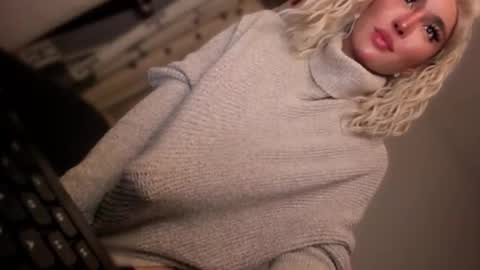 ALMIGHTY GODDESS VALENTINA online show from 11-02-25, 03:36