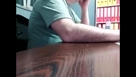 Snapshot of trapper727272 chatting on 02-14-25, 03:05 Big Head Cock online show from 02-14-25, 03:05