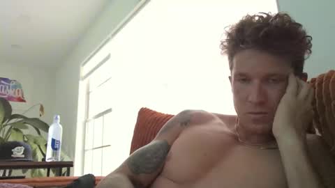 Snapshot of trash_man1989 chatting on 11-30-25, 10:03 trash_man1989 online show from 11-30-25, 10:03