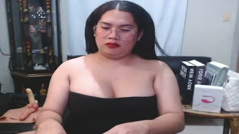 travelergirl online show from 07-03-26, 10:05
