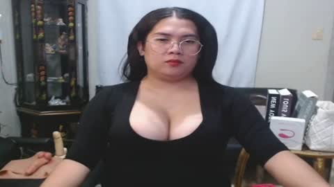 travelergirl online show from 07-04-26, 09:10