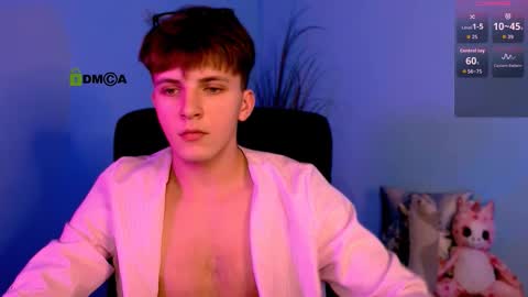 Snapshot of travis_wolf_ chatting on 11-09-25, 08:07 Travis online show from 11-09-25, 08:07