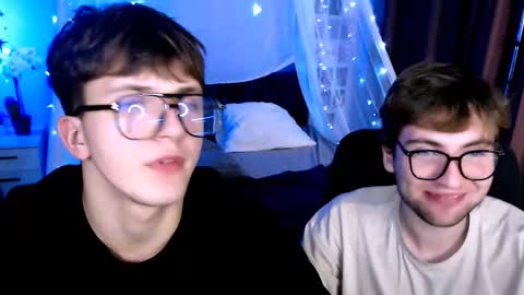 Snapshot of travis_wolf_ chatting on 11-20-25, 08:41 Travis online show from 11-20-25, 08:41