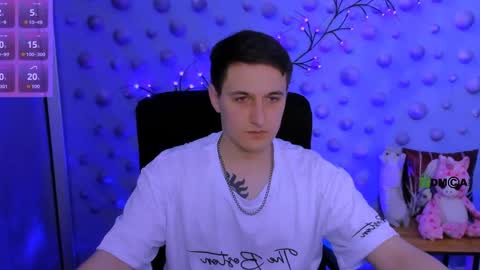 Travis online show from 05-09-26, 06:57