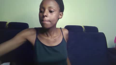 Snapshot of trazic_ chatting on 09-08-25, 05:23 trazic_ online show from 09-08-25, 05:23