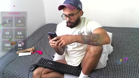 Hunter man online show from 04-05-26, 09:23