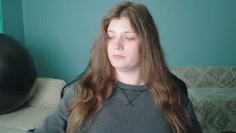 TreeJeanne online show from 06-25-26, 03:16