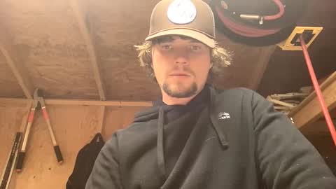 Snapshot of treeman817 chatting on 04-27-26, 11:47 treeman817 online show from 04-27-26, 11:47