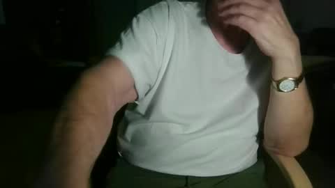 Snapshot of trekbeestje1 chatting on 11-28-25, 06:54 trekbeestje online show from 11-28-25, 06:54