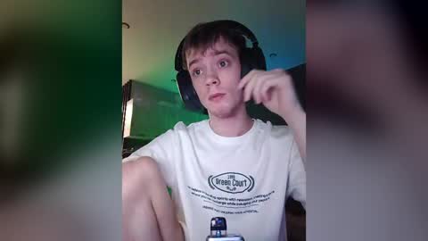 Snapshot of treska11 chatting on 05-20-26, 12:28 Treska online show from 05-20-26, 12:28