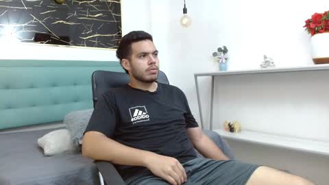 TREVOR  online show from 02-10-26, 03:32