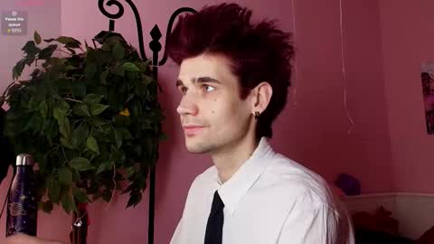 Snapshot of trevor_thomson chatting on 02-25-26, 04:27 Trevor online show from 02-25-26, 04:27