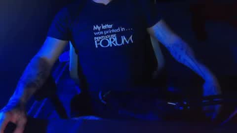 Snapshot of trevorbusey chatting on 02-26-25, 04:36 Trevor online show from 02-26-25, 04:36