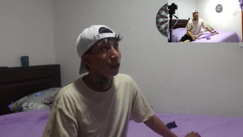 Snapshot of trevordonson_cum chatting on 03-04-26, 02:39 trevord online show from 03-04-26, 02:39