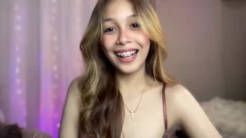 Snapshot of triana_ortega chatting on 12-21-24, 04:36 Triana online show from 12-21-24, 04:36