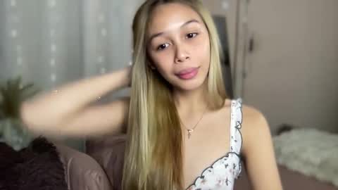 Snapshot of triana_ortega chatting on 01-23-25, 01:45 Triana online show from 01-23-25, 01:45