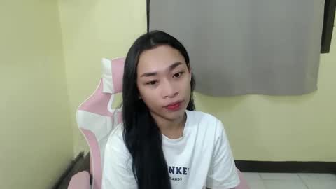 tricia_slut online show from 03-01-25, 05:16