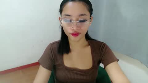 tricia_slut online show from 09-26-25, 05:00