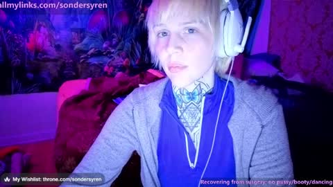 Snapshot of tricky_nymph chatting on 04-04-26, 04:44 Cassie online show from 04-04-26, 04:44