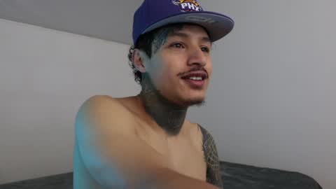 - trieone online show from 12-21-24, 03:25