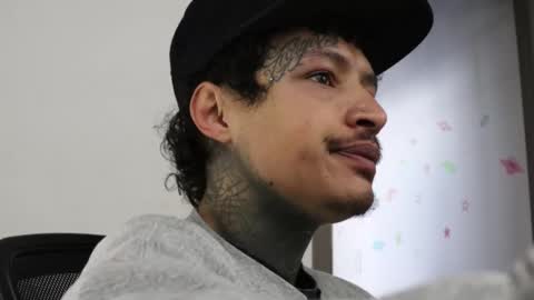 - trieone online show from 10-20-25, 12:05