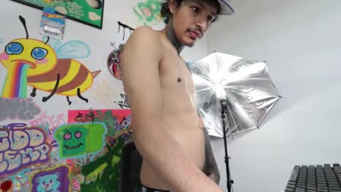 - trieone online show from 01-13-26, 04:23