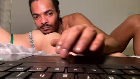 Snapshot of trillahung chatting on 01-03-25, 04:44 WapBopper online show from 01-03-25, 04:44
