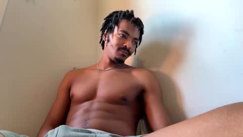 Snapshot of trillahung chatting on 03-12-25, 02:12 WapBopper online show from 03-12-25, 02:12