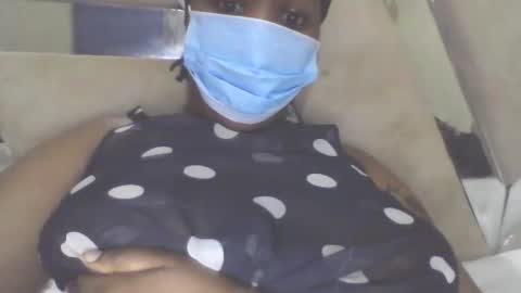 trinahluicy online show from 04-10-26, 10:25