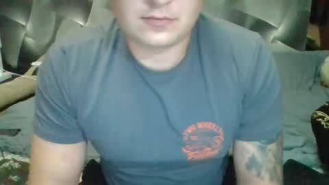 Snapshot of trinahooters chatting on 06-21-26, 03:03 Trina and Johnny online show from 06-21-26, 03:03
