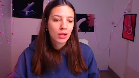 Snapshot of triniti_love chatting on 12-03-24, 06:37 Trinity online show from 12-03-24, 06:37