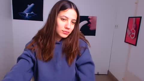 Snapshot of triniti_love chatting on 01-05-25, 06:46 Trinity online show from 01-05-25, 06:46