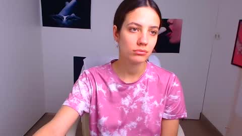 Snapshot of triniti_love chatting on 01-07-25, 01:14 Trinity online show from 01-07-25, 01:14