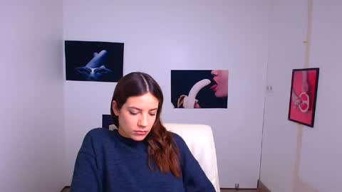 Snapshot of triniti_love chatting on 01-12-25, 06:17 Trinity online show from 01-12-25, 06:17