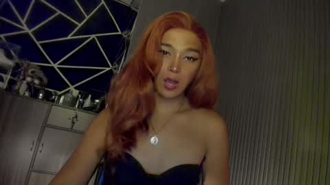 Snapshot of trinityfucksyou chatting on 12-17-24, 05:58 Ms Ella online show from 12-17-24, 05:58