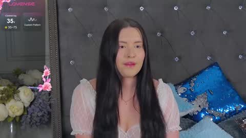 trisha_winslet online show from 01-12-25, 03:36