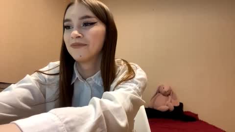 Snapshot of trishaawbrey chatting on 10-30-25, 04:08 Ur Trisha online show from 10-30-25, 04:08