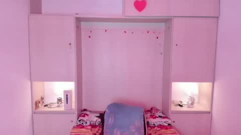 Snapshot of trishamoon chatting on 07-12-26, 04:20 TRISHA online show from 07-12-26, 04:20