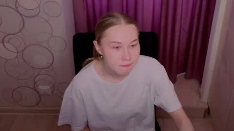 Snapshot of tristaaluarez chatting on 02-13-26, 11:28 Lana online show from 02-13-26, 11:28