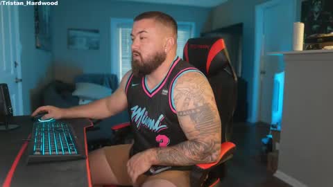 Snapshot of tristanhardwood chatting on 03-09-25, 10:41 tristanhardwood online show from 03-09-25, 10:41