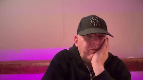 Triton online show from 03-11-26, 04:18