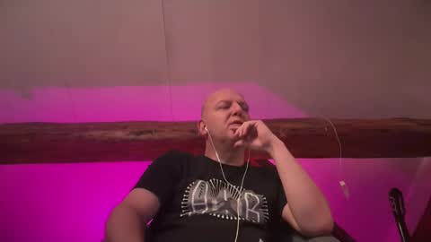 Triton online show from 04-14-26, 02:50